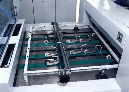 Feeder Table